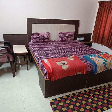 Sri Vishnu Krupa Lodging Belur  Eksteriør billede